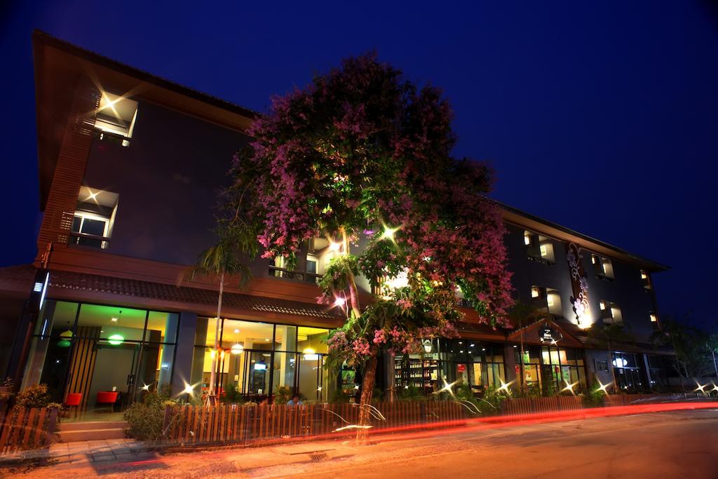 The Corner Hotel (Adults Only) Chiang Rai Eksteriør bilde