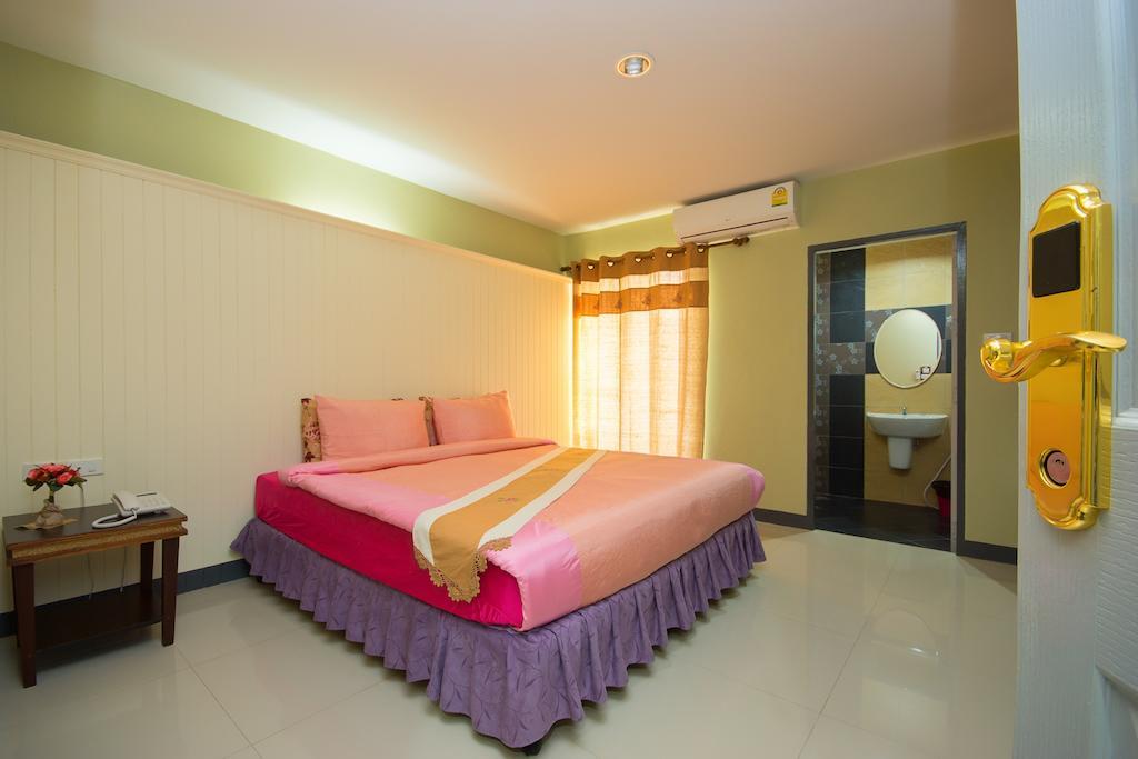 The Corner Hotel (Adults Only) Chiang Rai Eksteriør bilde
