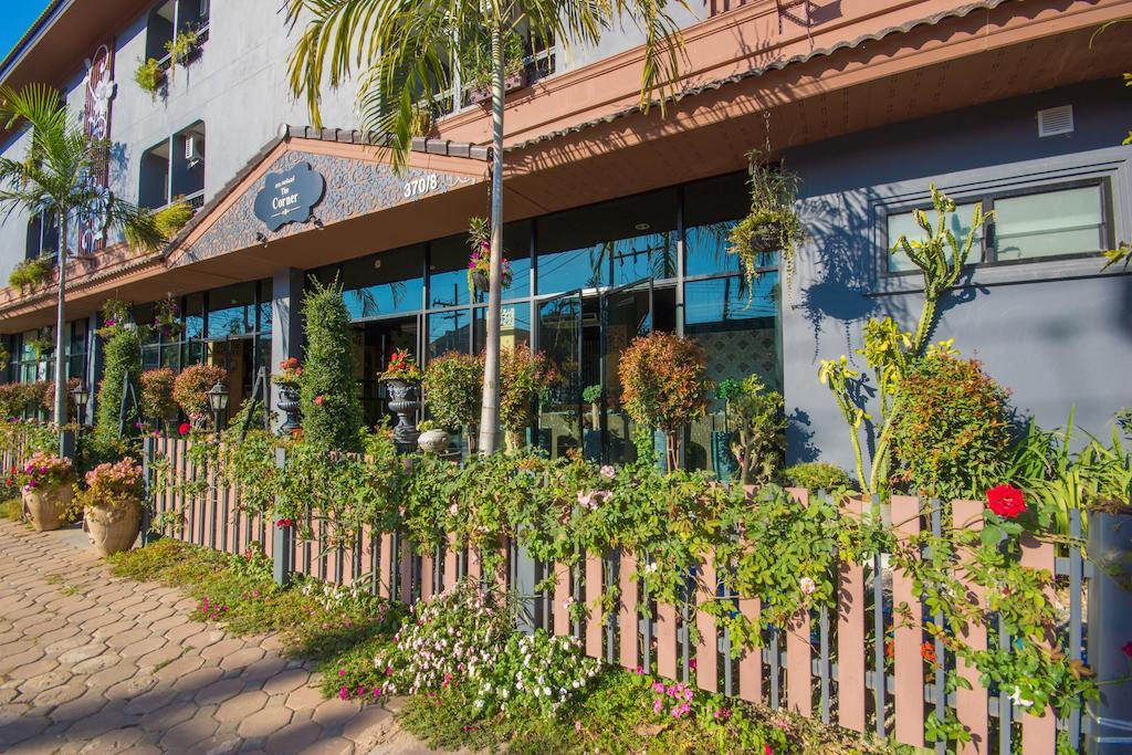 The Corner Hotel (Adults Only) Chiang Rai Eksteriør bilde