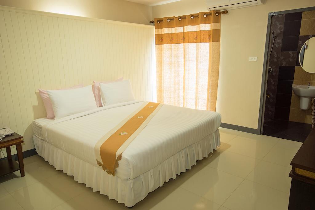 The Corner Hotel (Adults Only) Chiang Rai Eksteriør bilde