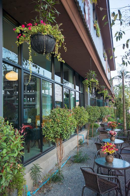 The Corner Hotel (Adults Only) Chiang Rai Eksteriør bilde