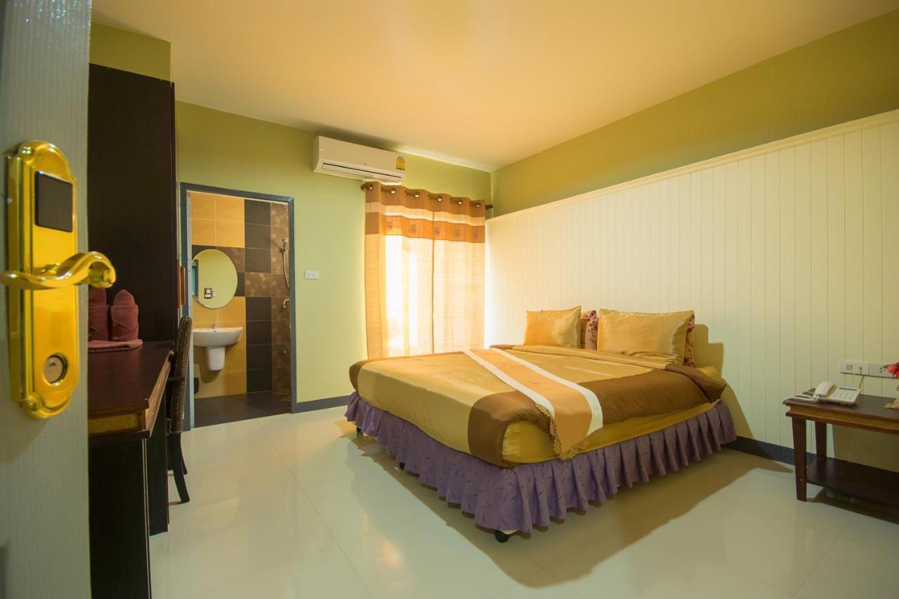 The Corner Hotel (Adults Only) Chiang Rai Eksteriør bilde